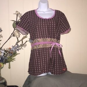 Scrub top